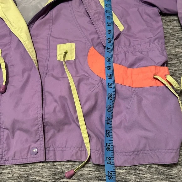 Ladies Vintage Lightweight Coat - Picture 3 of 6